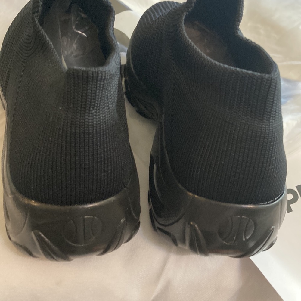 Hyperboost Memory Foam Flex Black Shoes Size 7 - image 4